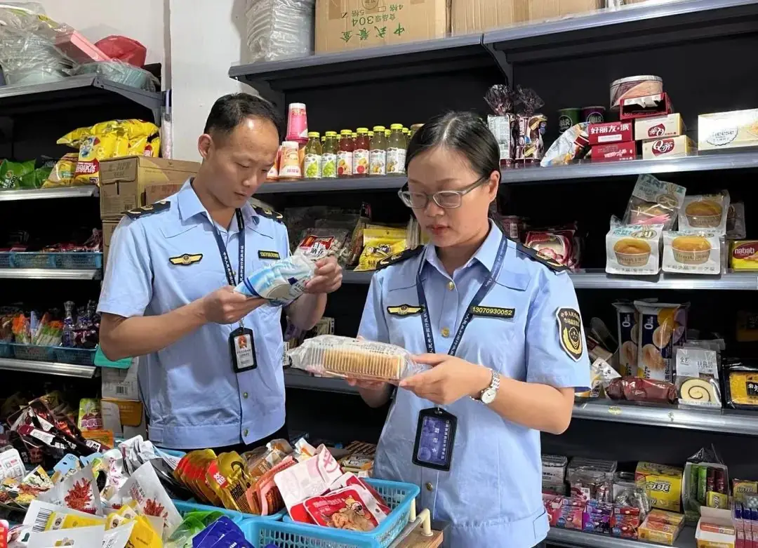 守护中高考 松溪县市场监管局开展中高考前食品安全专项督导行动 第3张 守护中高考 松溪县市场监管局开展中高考前食品安全专项督导行动 第3张