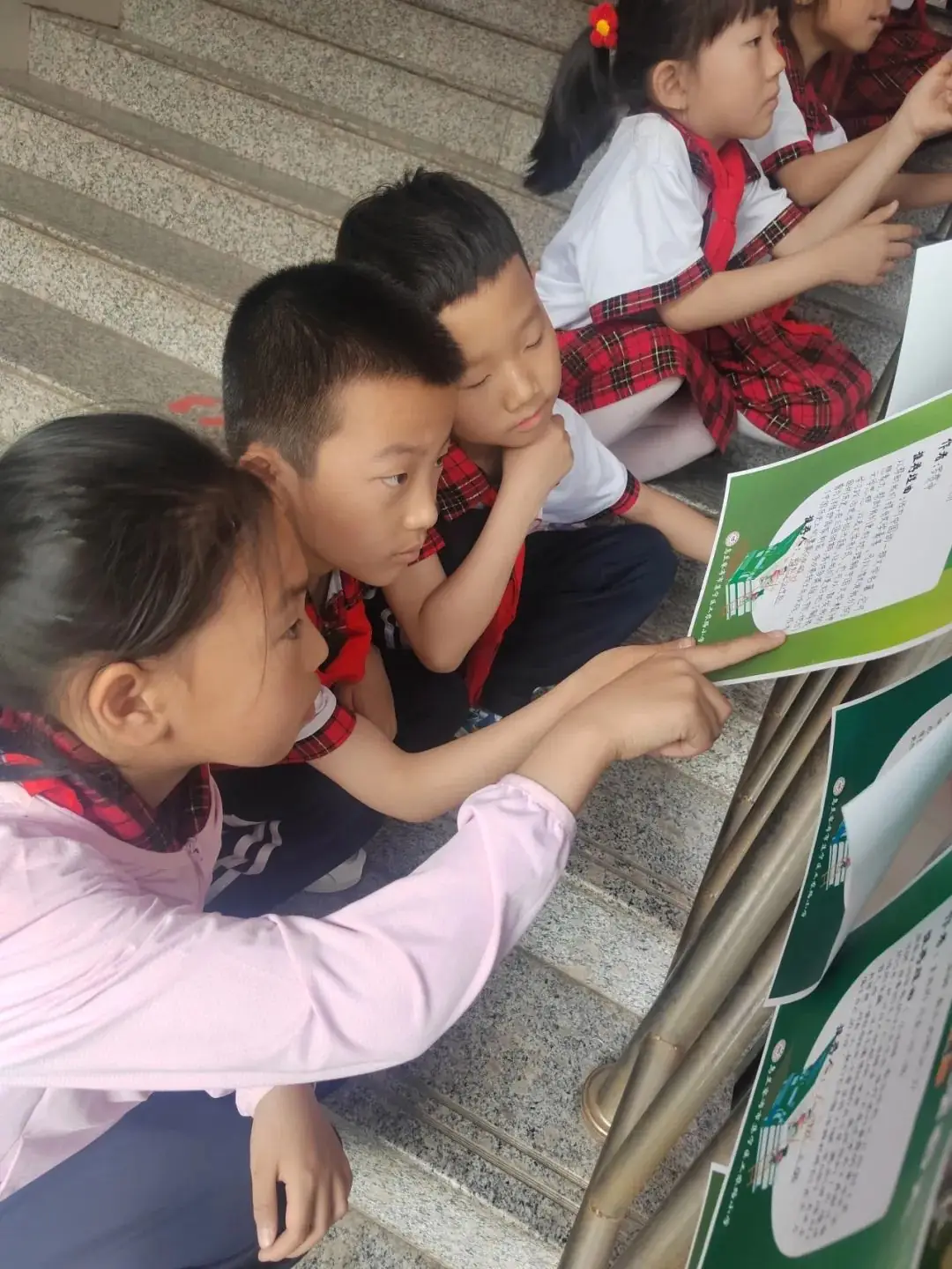 工农路小学“书香校园,悦读春天”读书月系列活动 第11张 工农路小学“书香校园,悦读春天”读书月系列活动 第11张