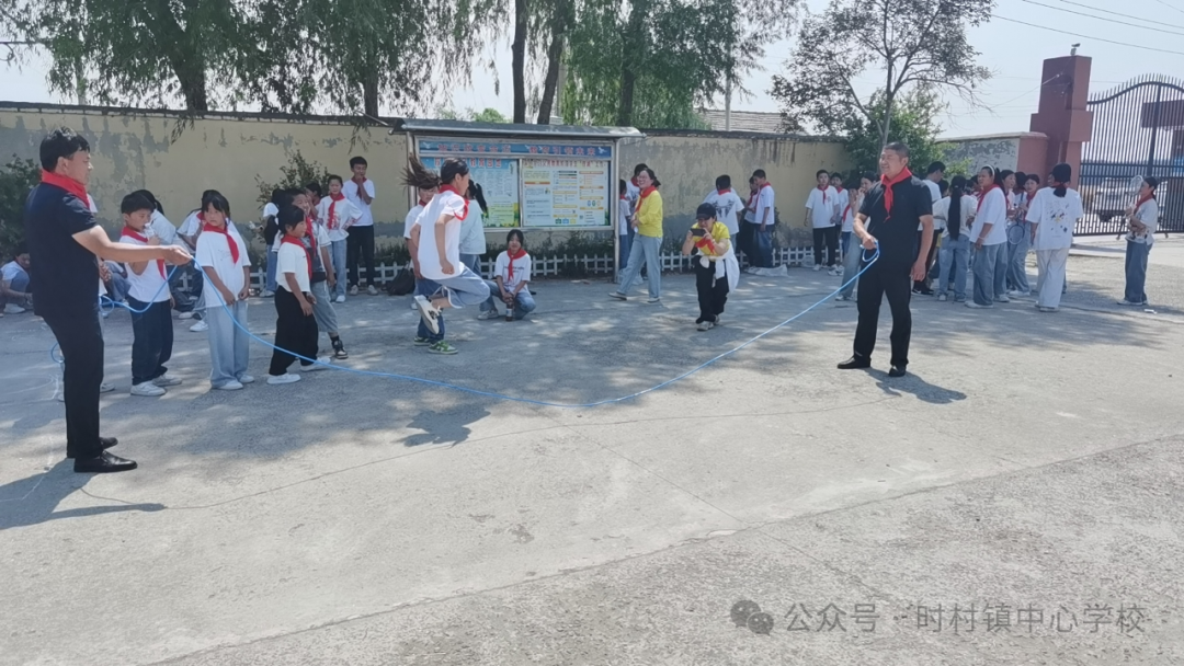 “童梦运动会”——时村镇油坊小学-第7张图片-四季读书网