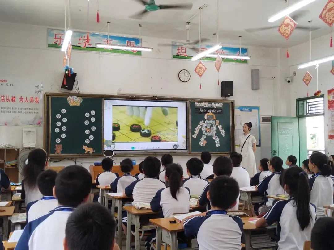 喜报!市实验小学三位老师在防城港市2024年中小学中青年教师优质课比赛(小学组)中全获一等奖 第9张 喜报!市实验小学三位老师在防城港市2024年中小学中青年教师优质课比赛(小学组)中全获一等奖 第9张