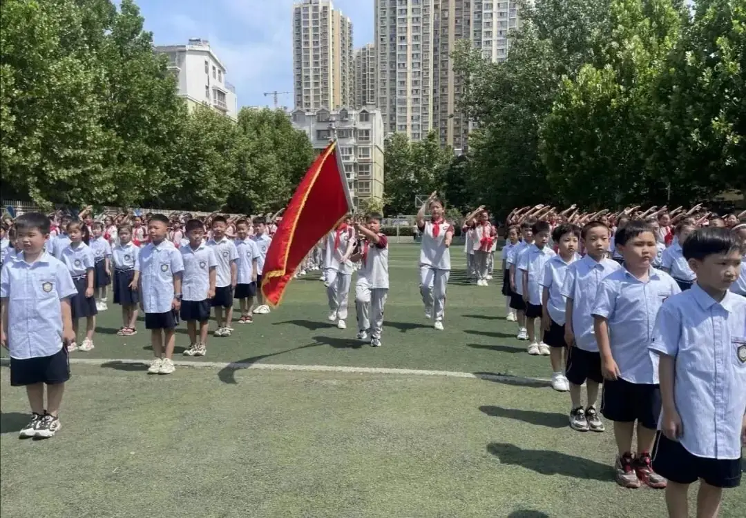 小学,你好!---大班幼小衔接活动参观小学 第6张 小学,你好!---大班幼小衔接活动参观小学 第6张