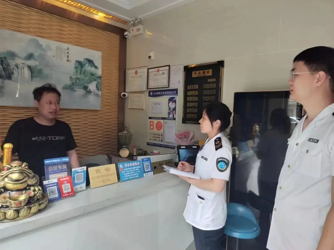 加强卫生监督  护航健康高考-第3张图片-四季读书网