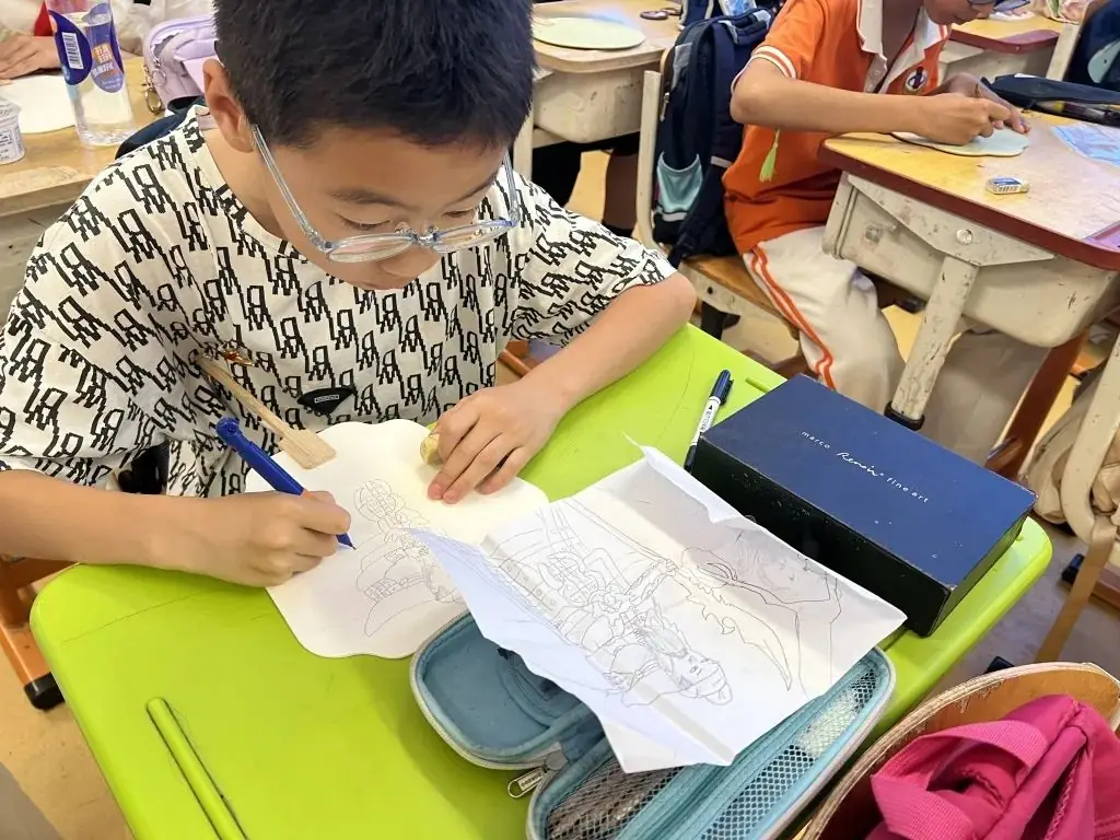 童心飞扬  快乐翱翔——中关村第一小学顺义学校“六一”儿童节嘉年华活动 第221张