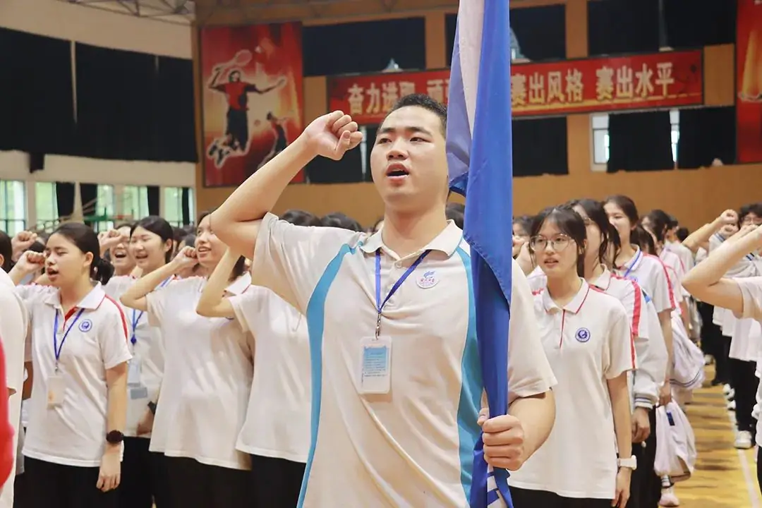 【高考倒计时2天】热血出征,乐中必胜!2024届高三高考出征誓师仪式 第72张 【高考倒计时2天】热血出征,乐中必胜!2024届高三高考出征誓师仪式 第72张