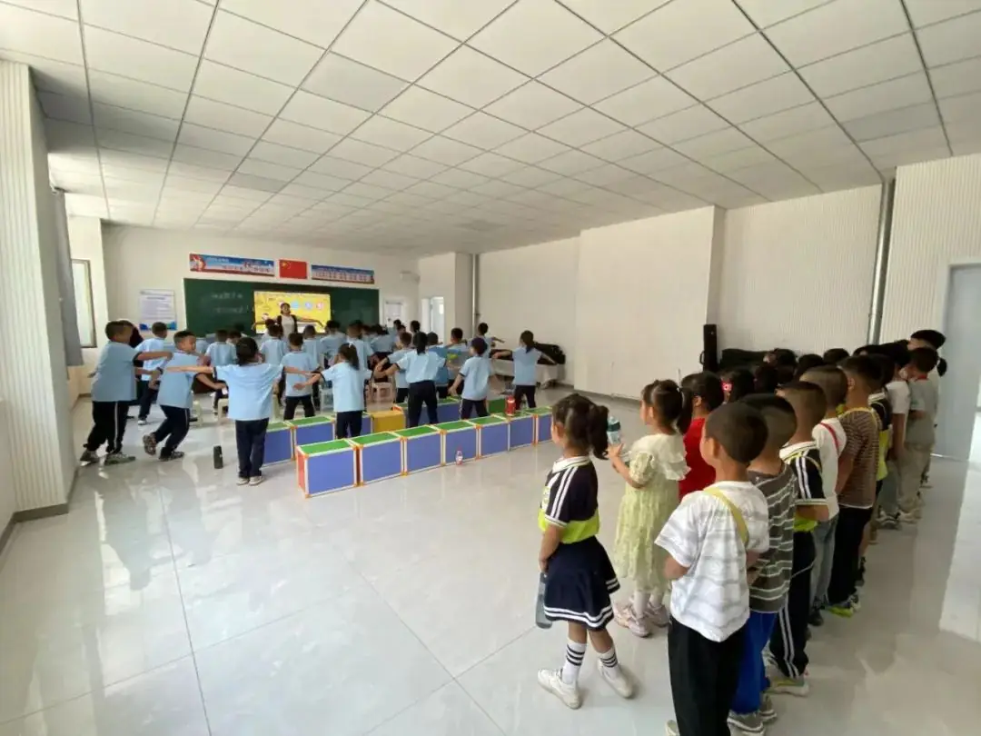 【幼小衔接】小学生活初体验——科教路幼儿园幼小衔接系列活动之参观小学 第8张 【幼小衔接】小学生活初体验——科教路幼儿园幼小衔接系列活动之参观小学 第8张