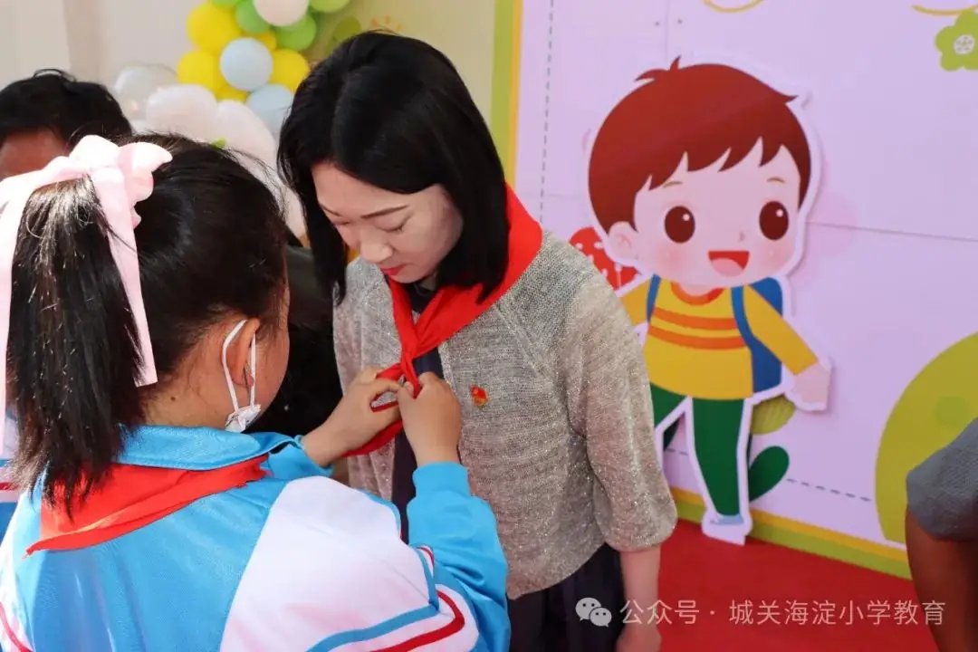 城关区海淀小学隆重举行六一国际儿童节庆祝活动——愿孩子们眼中有神、心中有光,健康成长、节日快乐 第10张