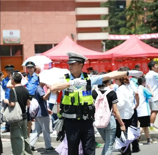 2024高考在即,都匀市高考考点出行提示,都在这里→ 第8张 2024高考在即,都匀市高考考点出行提示,都在这里→ 第8张
