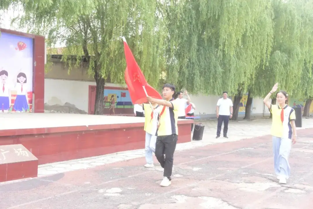 红领巾爱祖国  争做新时代好队员——城西小学一年级新队员入队仪式 第23张