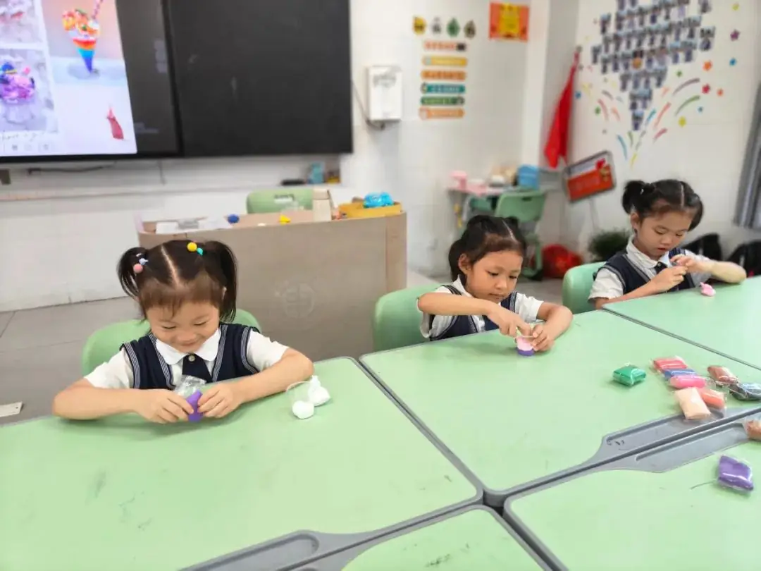 趣探小学 筑梦成长 —— 宏威幼儿园幼小衔接系列活动之参观小学 第14张 趣探小学 筑梦成长 —— 宏威幼儿园幼小衔接系列活动之参观小学 第14张