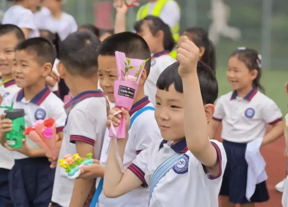 【滴宝园·幼小衔接】小学初体验 幼小零衔接 ——咸阳市秦都区育英名桥幼儿园大班幼小衔接活动 第44张 【滴宝园·幼小衔接】小学初体验 幼小零衔接 ——咸阳市秦都区育英名桥幼儿园大班幼小衔接活动 第44张