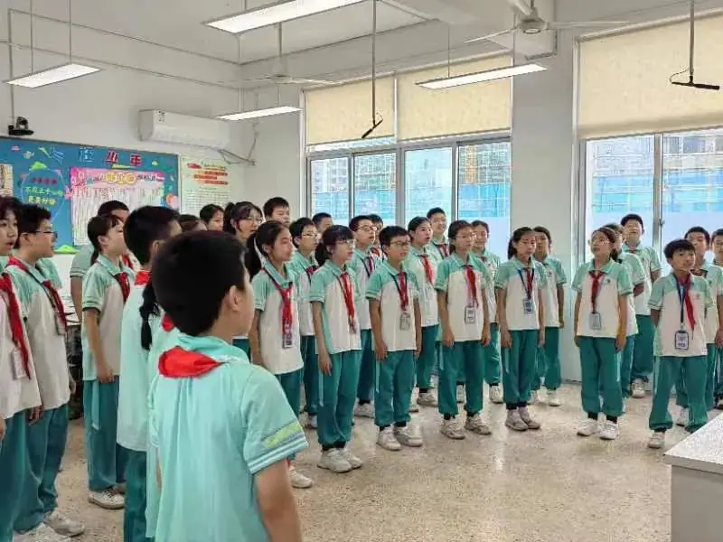 音乐点亮生活 歌声唱响未来——赤城小学“红五月”班班有歌声比赛 第20张 音乐点亮生活 歌声唱响未来——赤城小学“红五月”班班有歌声比赛 第20张
