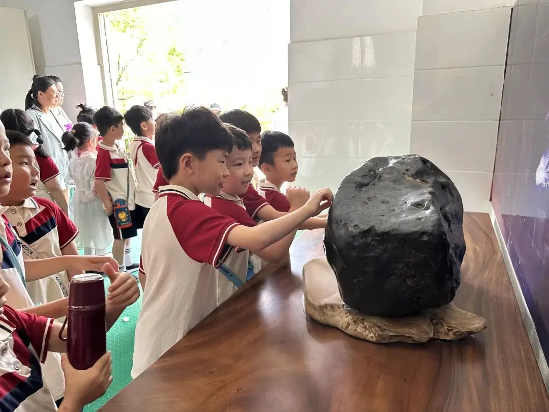 初探小学 礼遇成长——枣庄市第二十九中学附属幼儿园大班组参观小学活动 第55张 初探小学 礼遇成长——枣庄市第二十九中学附属幼儿园大班组参观小学活动 第55张