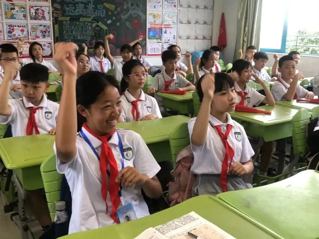 湖南省凤凰县阿拉石化小学“优才生”赴荔园小学跟班研学 第31张 湖南省凤凰县阿拉石化小学“优才生”赴荔园小学跟班研学 第31张