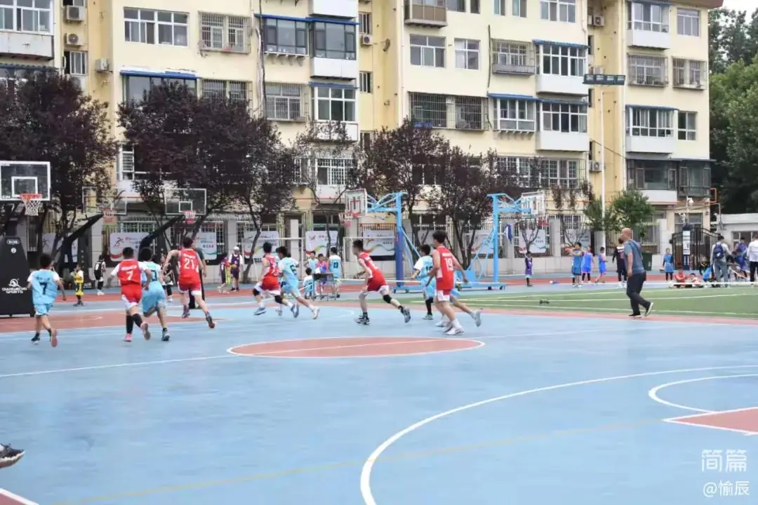 晋城市城区凤台小学在市区小学生篮球联赛中获佳绩 第25张 晋城市城区凤台小学在市区小学生篮球联赛中获佳绩 第25张