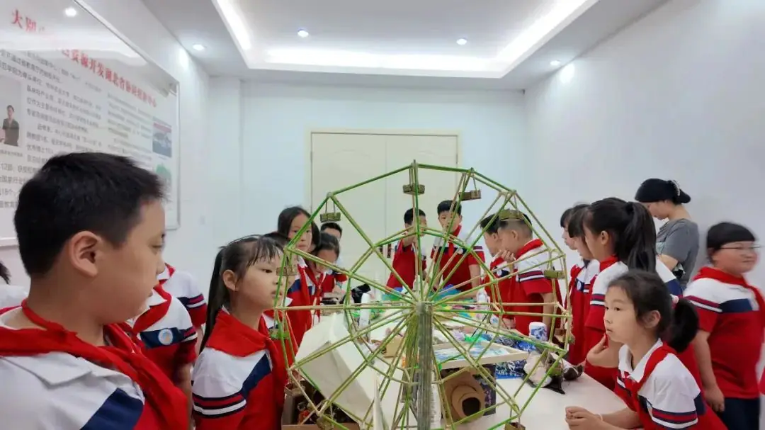 环境日科普之旅:黄冈市考棚小学学生走进生物科普馆 第51张 环境日科普之旅:黄冈市考棚小学学生走进生物科普馆 第51张