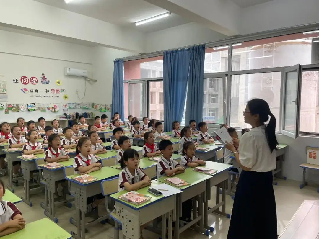 校园动态|曹县第一实验小学经典诵读验收活动 第24张 校园动态|曹县第一实验小学经典诵读验收活动 第24张