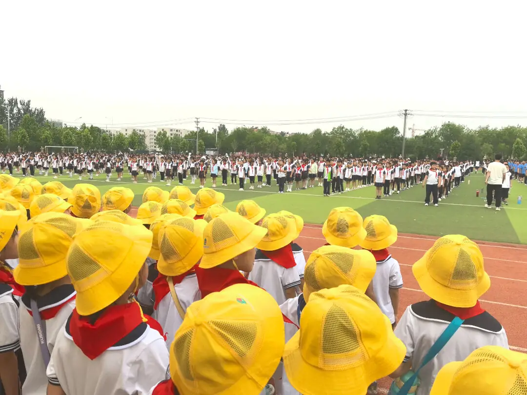 【无棣县实验幼儿园分园】走进小学,乐享成长——大班幼儿参观第四实验小学纪实 第73张 【无棣县实验幼儿园分园】走进小学,乐享成长——大班幼儿参观第四实验小学纪实 第73张