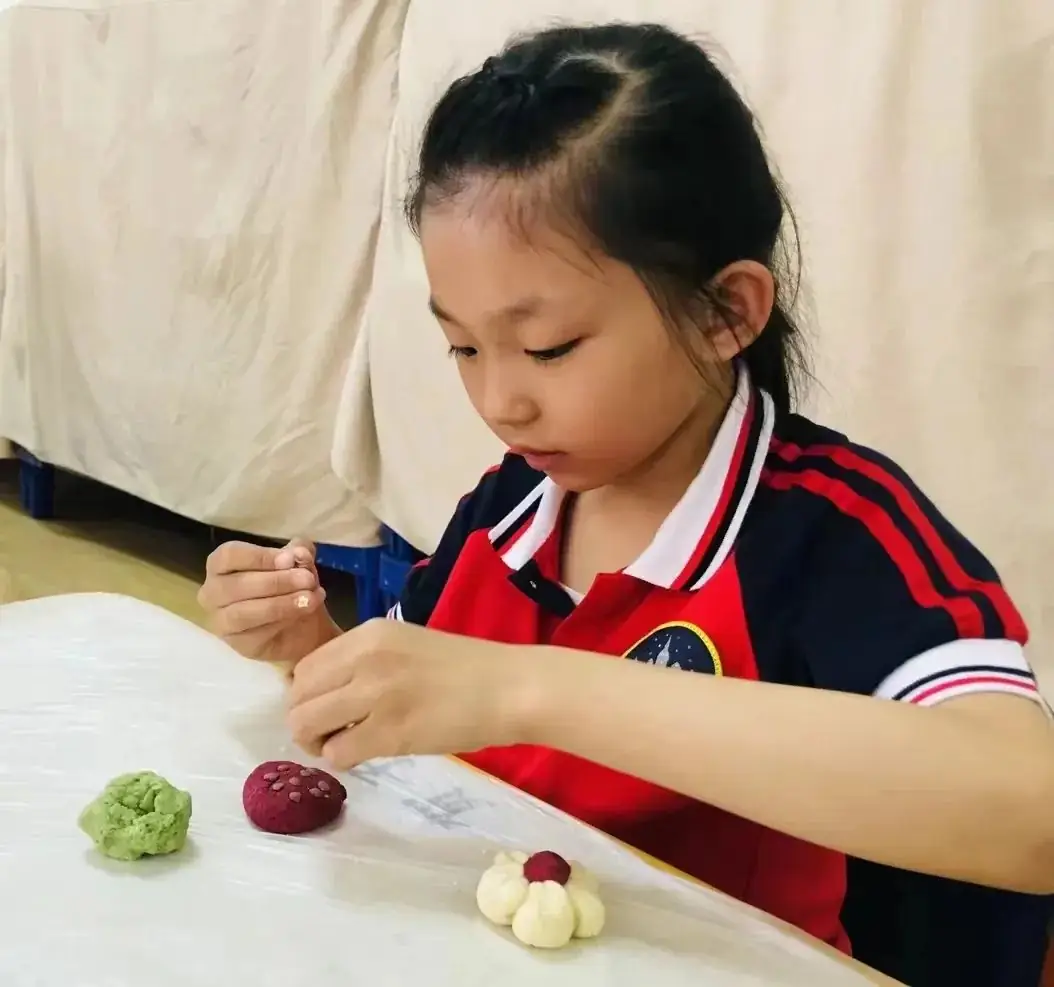 杜绝“小学化” · 童年更精彩 ——豆丁堡幼儿园去小学化告家长书 第16张 杜绝“小学化” · 童年更精彩 ——豆丁堡幼儿园去小学化告家长书 第16张