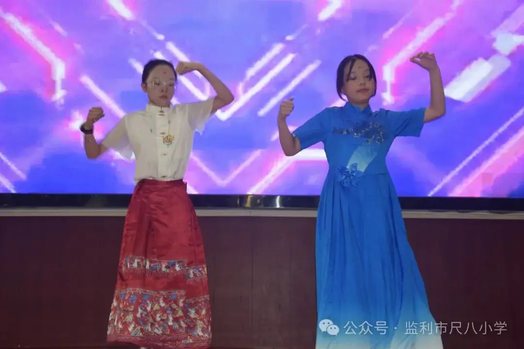 “季忆留夏·灿若星辰”——尺八小学2024六年级毕业典礼 第14张 “季忆留夏·灿若星辰”——尺八小学2024六年级毕业典礼 第14张
