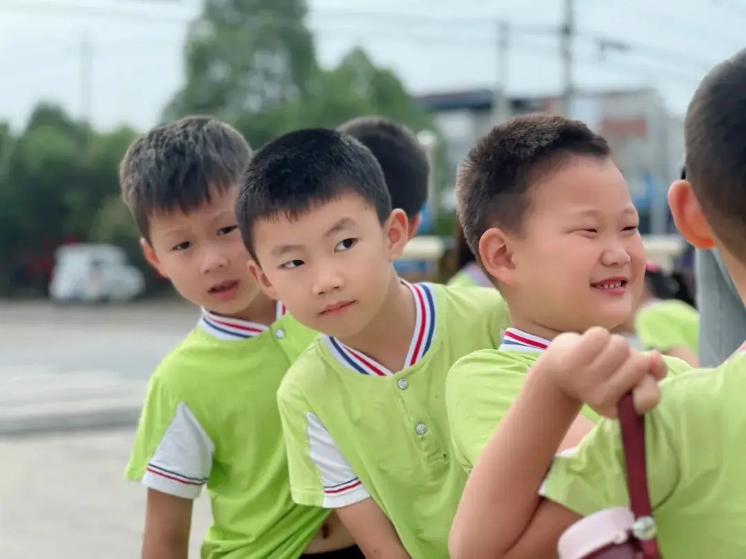 【走,参观小学去!】佛子山镇中心幼儿园大班级部参观小学活动 第8张 【走,参观小学去!】佛子山镇中心幼儿园大班级部参观小学活动 第8张