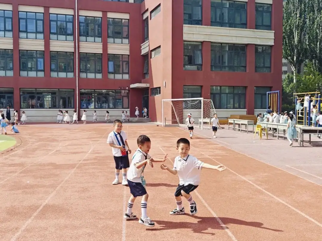 “你好!小学”—参观小学初体验,幼小衔接促成长 第73张