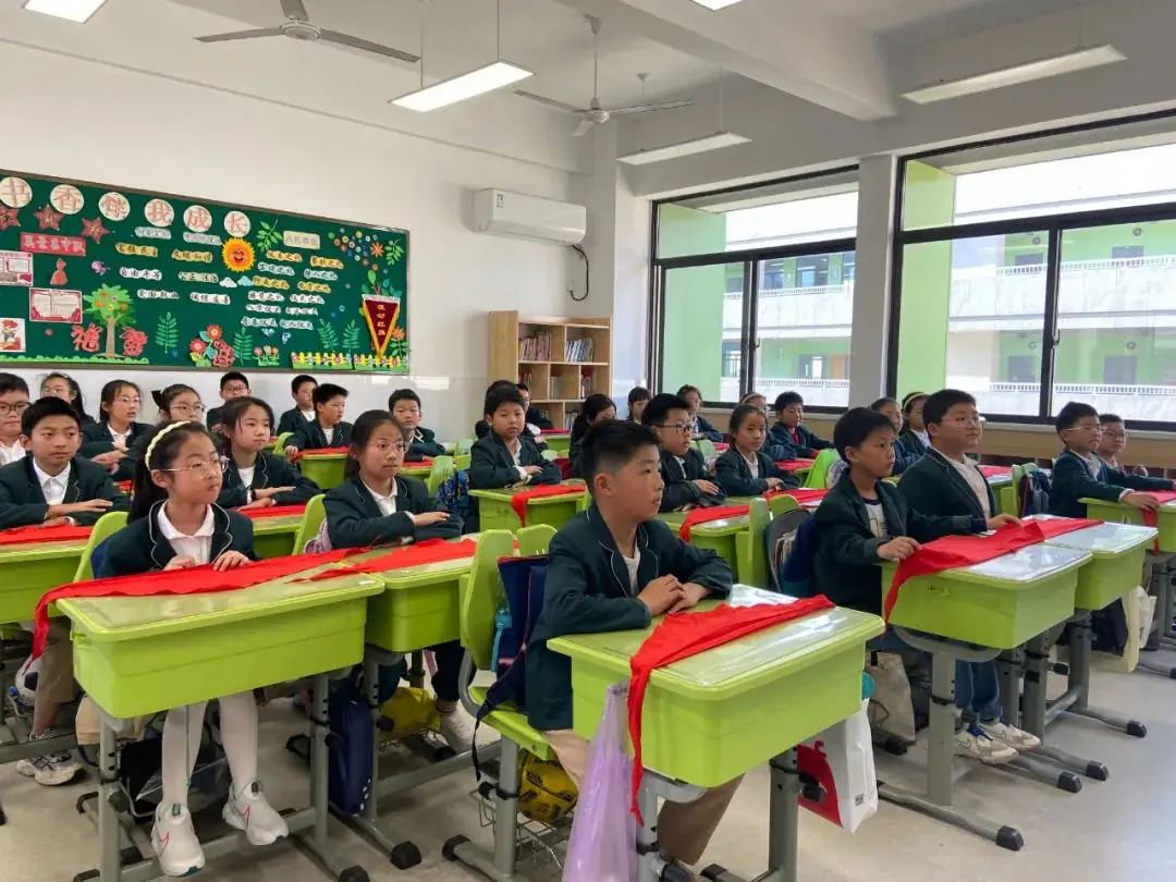 【友谊路小学 情感德育】我骄傲,我是少先队员! 第12张