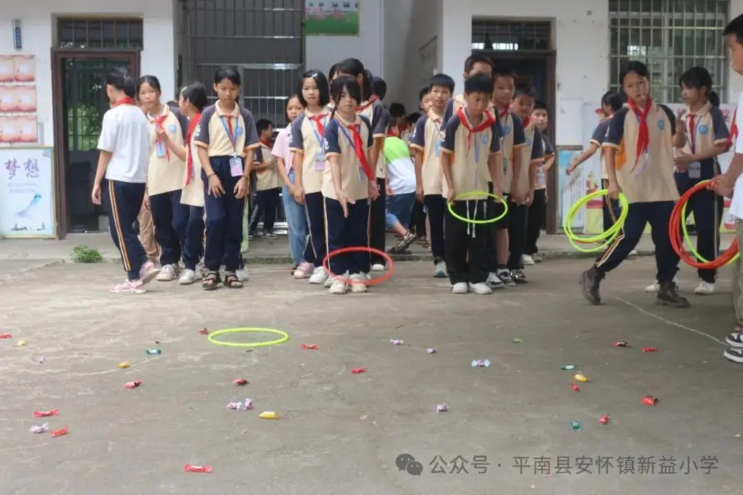 “童心向党 至美少年”——新益小学开展2024年“六一”国际儿童节系列庆祝活动 第29张 “童心向党 至美少年”——新益小学开展2024年“六一”国际儿童节系列庆祝活动 第29张