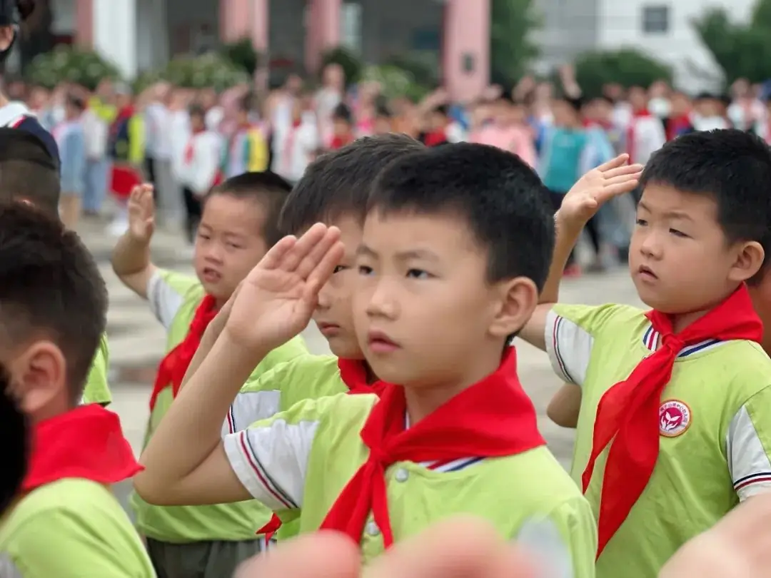 【走,参观小学去!】佛子山镇中心幼儿园大班级部参观小学活动 第25张 【走,参观小学去!】佛子山镇中心幼儿园大班级部参观小学活动 第25张