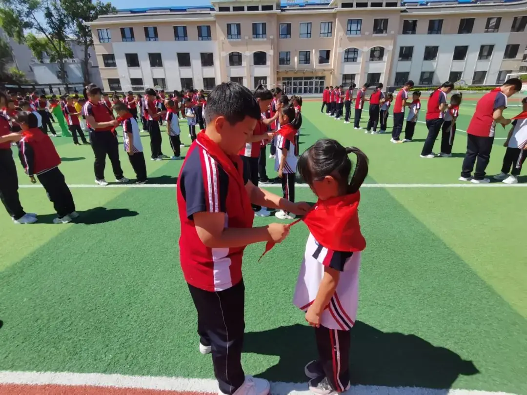 第四实验小学“ 红领巾爱祖国 ”分批入队仪式 第15张 第四实验小学“ 红领巾爱祖国 ”分批入队仪式 第15张