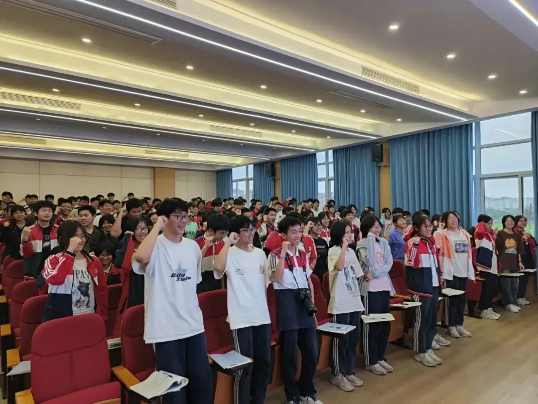 从容自信 笑迎中考 ——黄华实验学校九年级考前心理辅导讲座 第10张 从容自信 笑迎中考 ——黄华实验学校九年级考前心理辅导讲座 第10张