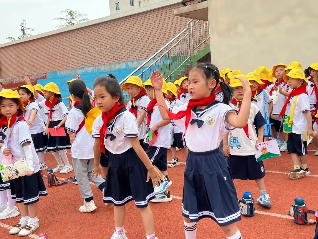 【无棣县实验幼儿园分园】走进小学,乐享成长——大班幼儿参观第四实验小学纪实 第70张 【无棣县实验幼儿园分园】走进小学,乐享成长——大班幼儿参观第四实验小学纪实 第70张