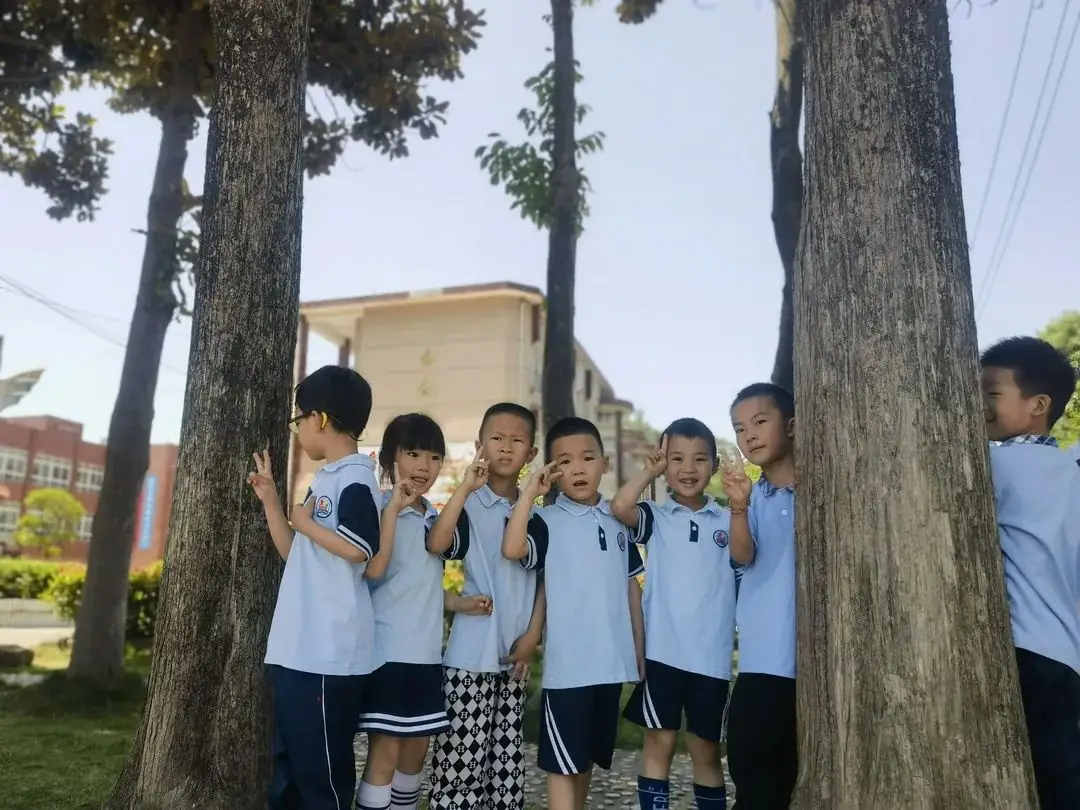 “初探小学 稳步启航”—— 沙窝镇中心幼儿园大班幼小衔接策划活动 第108张 “初探小学 稳步启航”—— 沙窝镇中心幼儿园大班幼小衔接策划活动 第108张