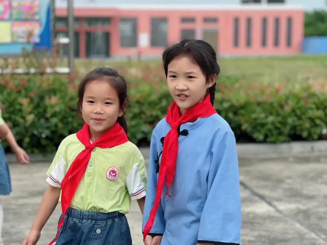 【走,参观小学去!】佛子山镇中心幼儿园大班级部参观小学活动 第64张 【走,参观小学去!】佛子山镇中心幼儿园大班级部参观小学活动 第64张