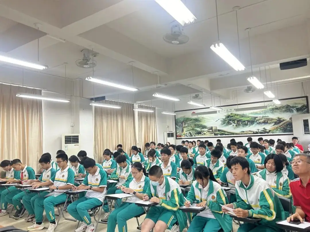 携手共＂研＂,＂赢＂接中考-第6张图片-四季读书网