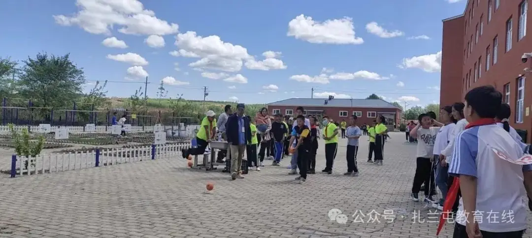 扎兰屯市卧牛河镇明德小学开展首个全国学生心理健康宣传教育月活动 第3张 扎兰屯市卧牛河镇明德小学开展首个全国学生心理健康宣传教育月活动 第3张