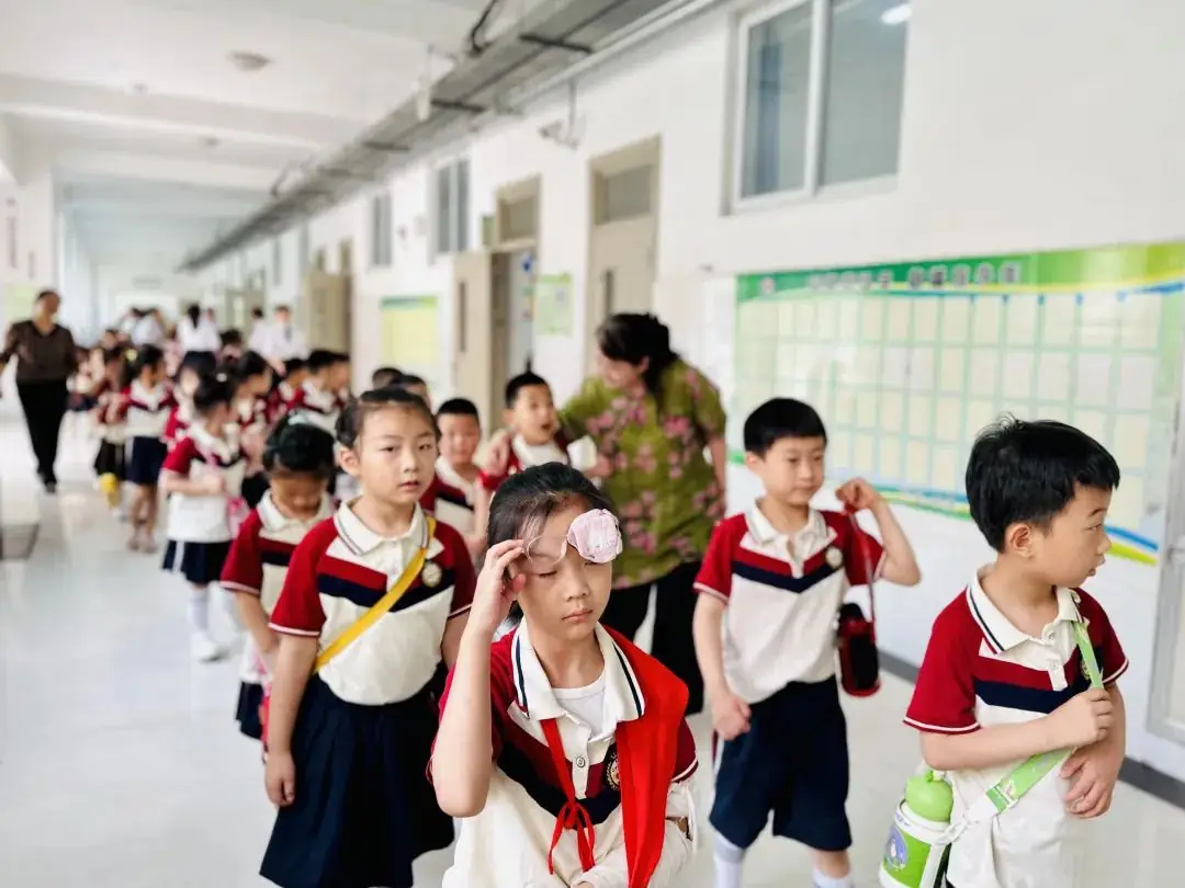 初探小学 礼遇成长——枣庄市第二十九中学附属幼儿园大班组参观小学活动 第27张 初探小学 礼遇成长——枣庄市第二十九中学附属幼儿园大班组参观小学活动 第27张