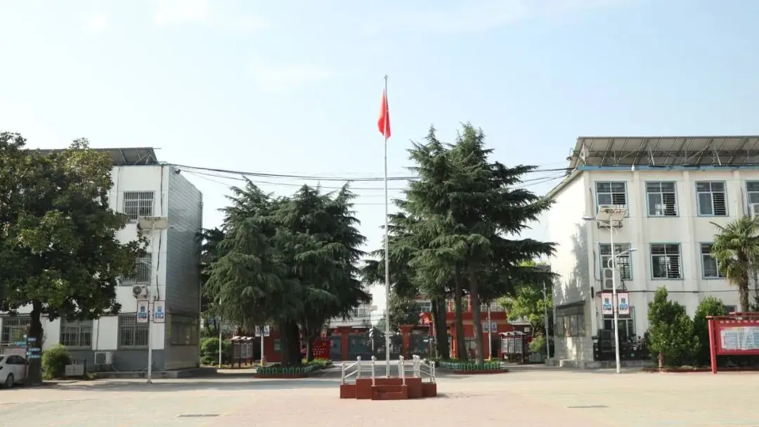 内乡三高“高考寄语”专栏特别版:学长学姐,我想对你说 第14张 内乡三高“高考寄语”专栏特别版:学长学姐,我想对你说 第14张