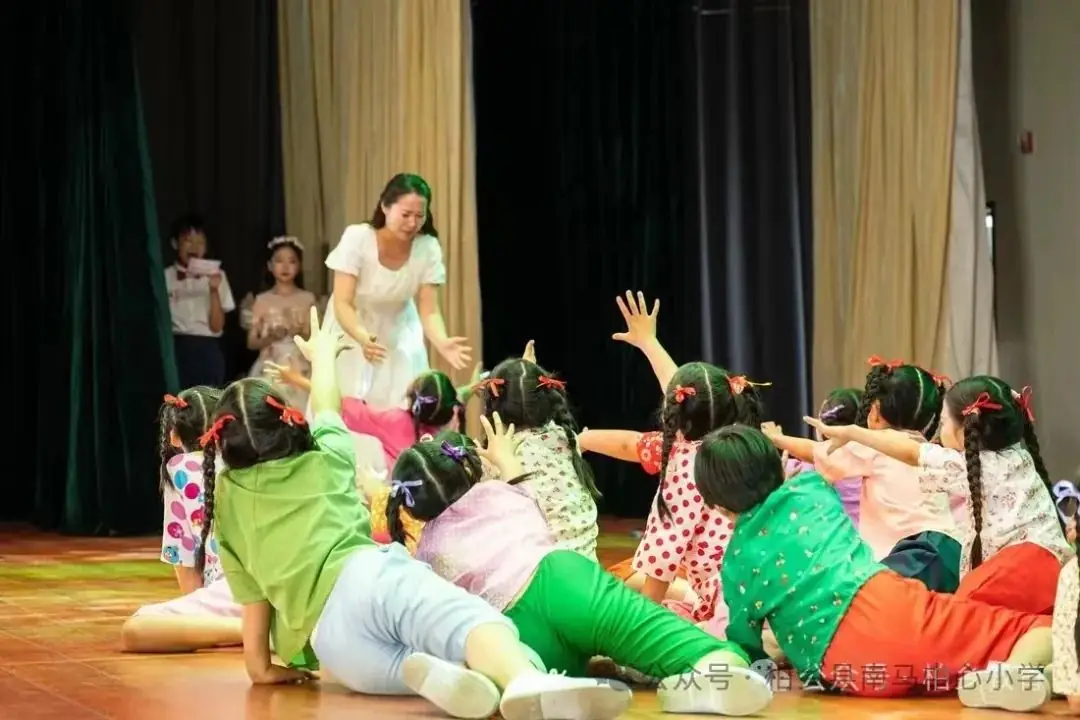 红领巾爱祖国——柏乡县南马中心小学举行庆“六一”国际儿童节文艺汇演 第2张 红领巾爱祖国——柏乡县南马中心小学举行庆“六一”国际儿童节文艺汇演 第2张