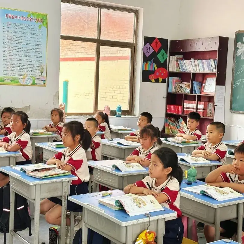 初探小学 科学衔接---谷金楼镇中心幼儿园幼小衔接活动之参观小学 第14张 初探小学 科学衔接---谷金楼镇中心幼儿园幼小衔接活动之参观小学 第14张