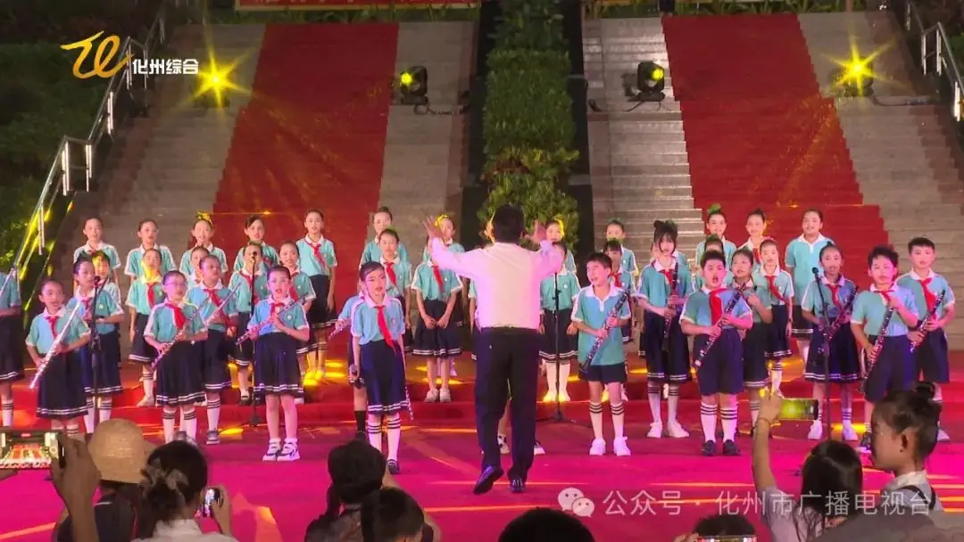 化州市耀明小学举行六一儿童节文艺晚会 第2张 化州市耀明小学举行六一儿童节文艺晚会 第2张