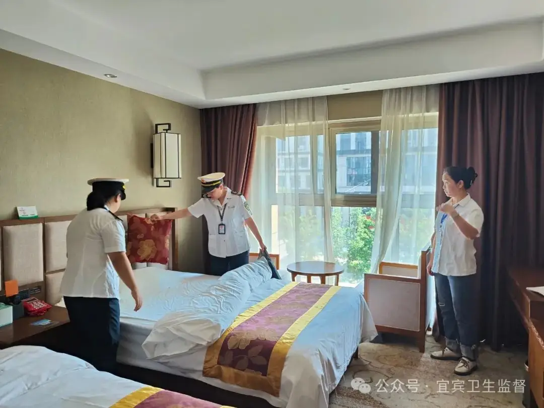 宜宾卫生监督机构全力保障高考卫生安全 第11张 宜宾卫生监督机构全力保障高考卫生安全 第11张
