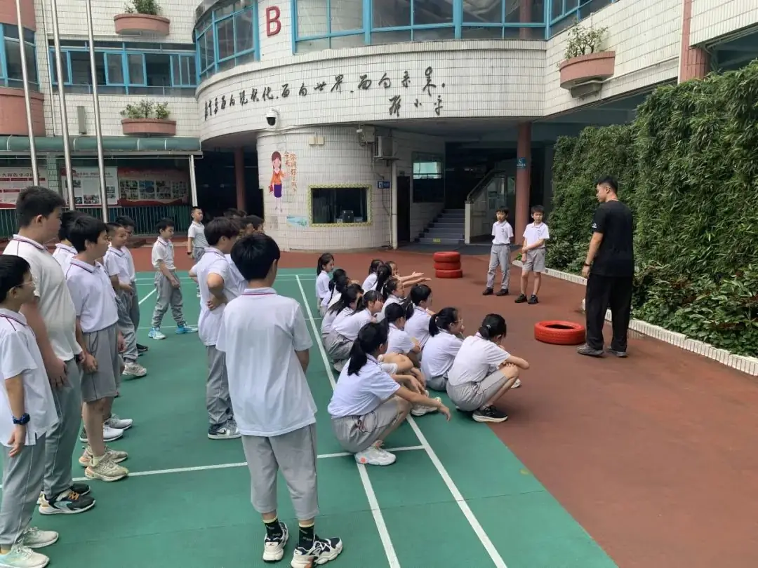 湖南省凤凰县阿拉石化小学“优才生”赴荔园小学跟班研学 第50张 湖南省凤凰县阿拉石化小学“优才生”赴荔园小学跟班研学 第50张