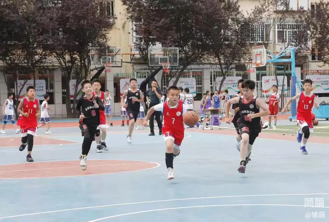 晋城市城区凤台小学在市区小学生篮球联赛中获佳绩 第20张 晋城市城区凤台小学在市区小学生篮球联赛中获佳绩 第20张