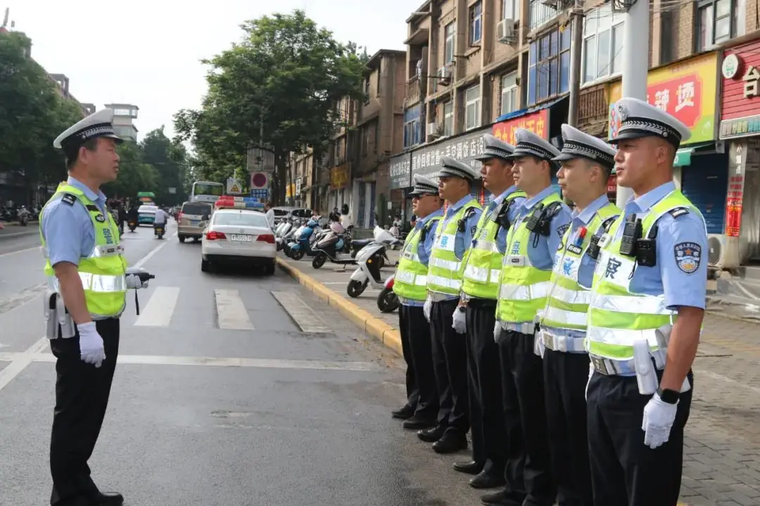 护航高考 交警同行丨三门峡交警推出护航高考八项举措 第4张 护航高考 交警同行丨三门峡交警推出护航高考八项举措 第4张