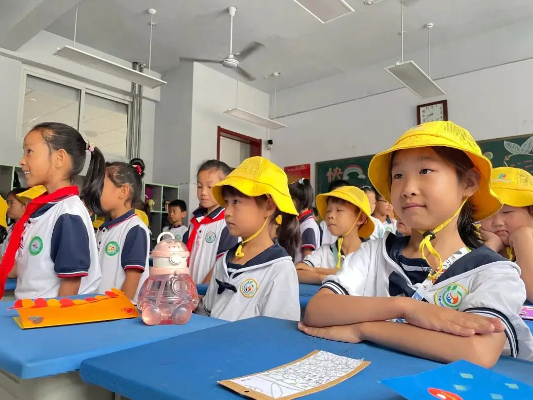【无棣县实验幼儿园分园】走进小学,乐享成长——大班幼儿参观第四实验小学纪实 第34张 【无棣县实验幼儿园分园】走进小学,乐享成长——大班幼儿参观第四实验小学纪实 第34张