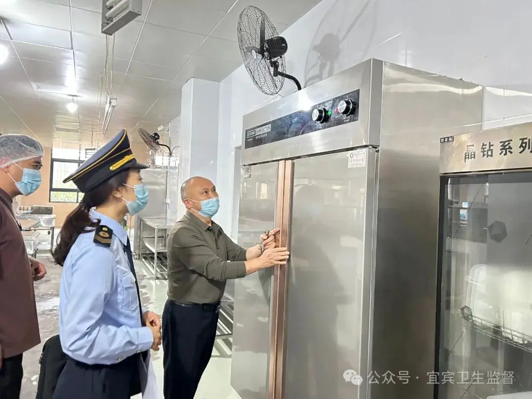 宜宾卫生监督机构全力保障高考卫生安全 第15张 宜宾卫生监督机构全力保障高考卫生安全 第15张