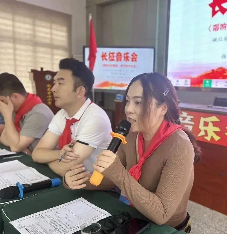 尚志中心小学:举行晋江市谢志辉少先队名辅导员工作室第三场活动(尚志中心小学专场) 第24张 尚志中心小学:举行晋江市谢志辉少先队名辅导员工作室第三场活动(尚志中心小学专场) 第24张