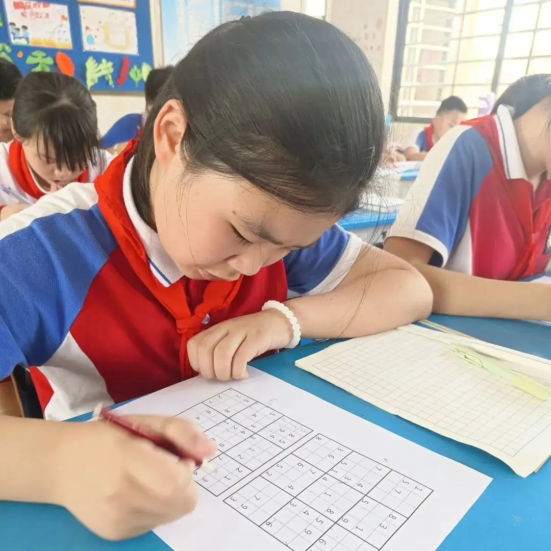 “数”你最美,“独”我精彩——衡云小学数学组高段学生竞赛活动 第25张
