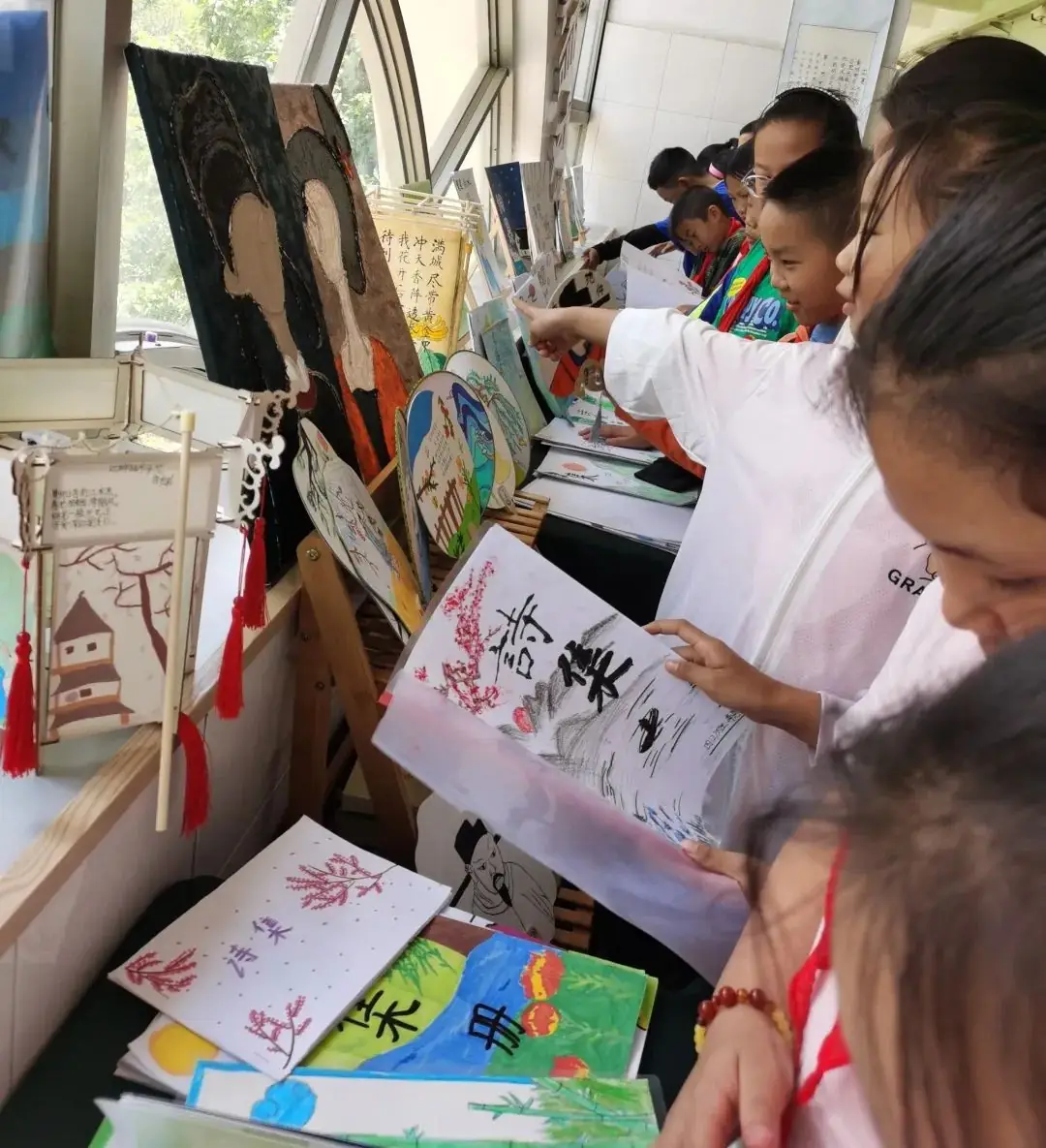 诗意流淌映童心,佳句纷呈展才情——东华小学交响校区四年级语文组“春之韵”主题活动 第16张 诗意流淌映童心,佳句纷呈展才情——东华小学交响校区四年级语文组“春之韵”主题活动 第16张