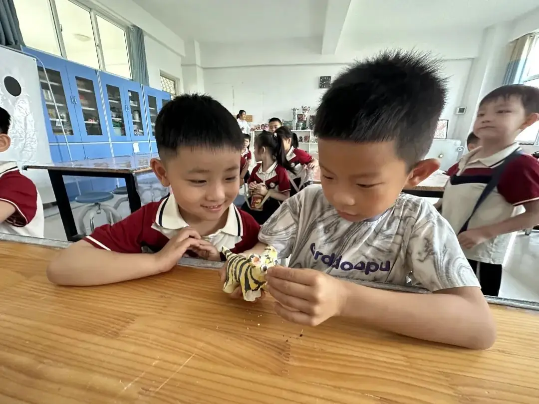 初探小学 礼遇成长——枣庄市第二十九中学附属幼儿园大班组参观小学活动 第50张 初探小学 礼遇成长——枣庄市第二十九中学附属幼儿园大班组参观小学活动 第50张